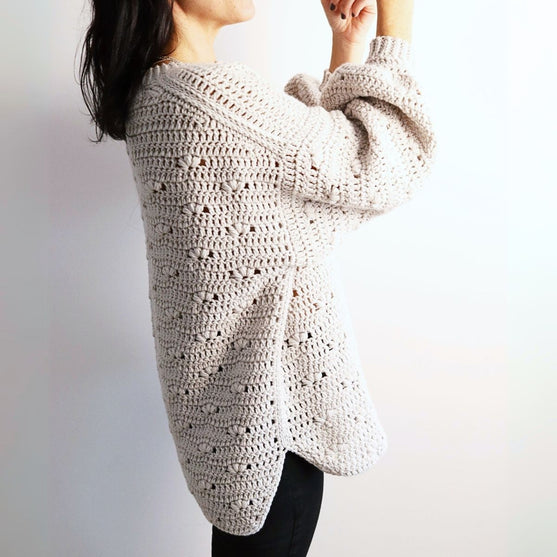 

Mia - Sweater
3