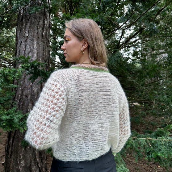 

Christmastide - Pull
1