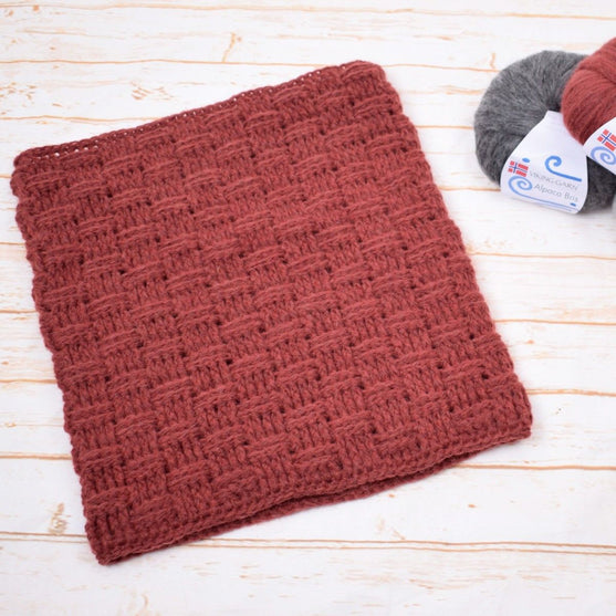 

Cleo - Neck Warmer
4