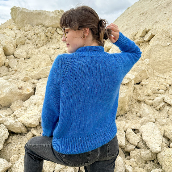 

Bella - Sweater
4