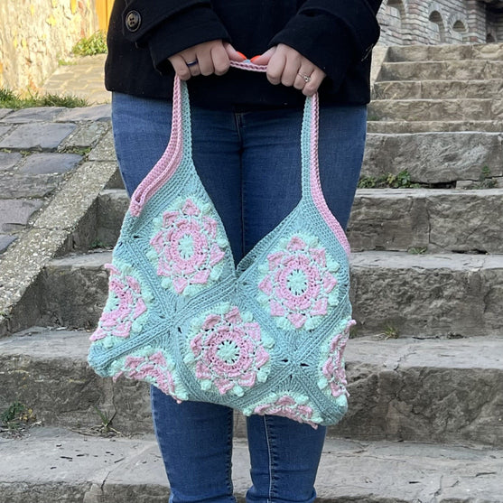

Flowers of Spring - Bag
5