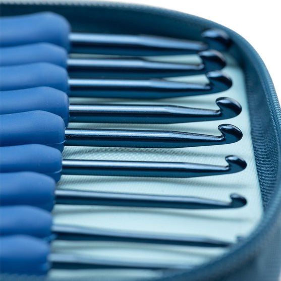 

Cosmo Crochet Hook Set - 9 Sizes - Indigo - Hobbii
7