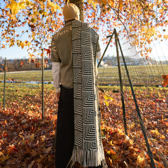 

Spellbound - Scarf
16