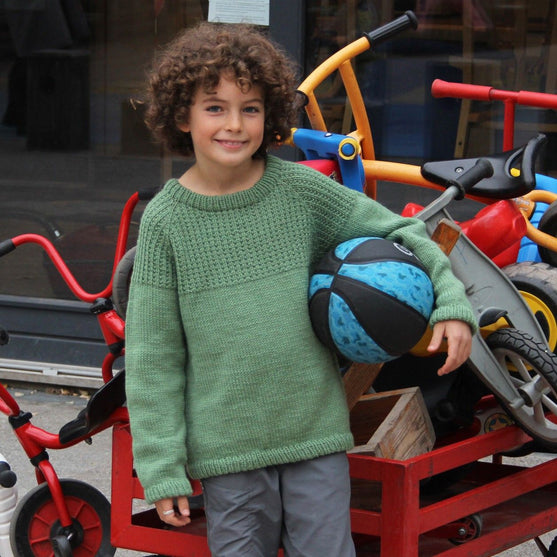 

Henry - Children’s Sweater
2