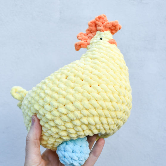 

Henny - Chicken with Eggs
3