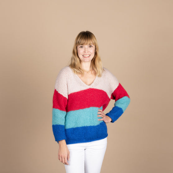 

Jolie - Long Sweater
1