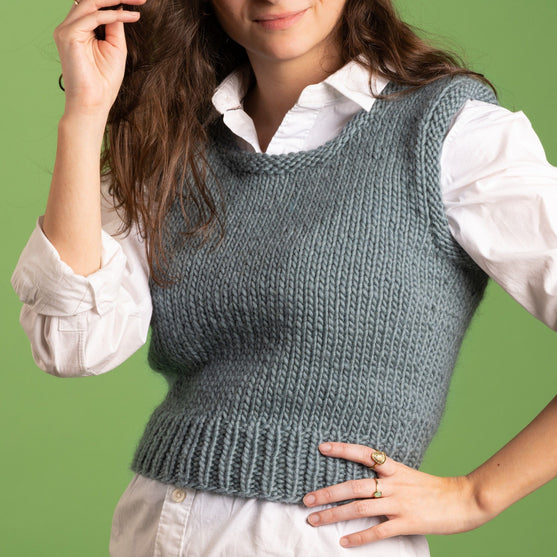 

Vivi - Cropped Vest
2