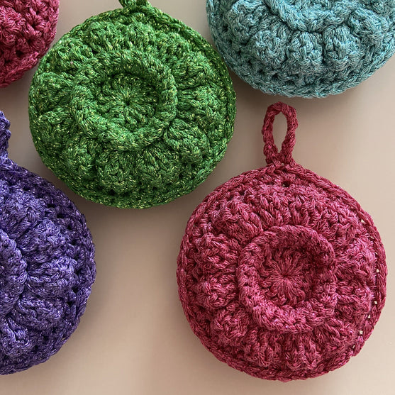 

Hard Candy - Ornement
8