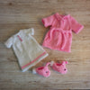 

Ida’s Bedtime Set - Vêtements de Poupée
6