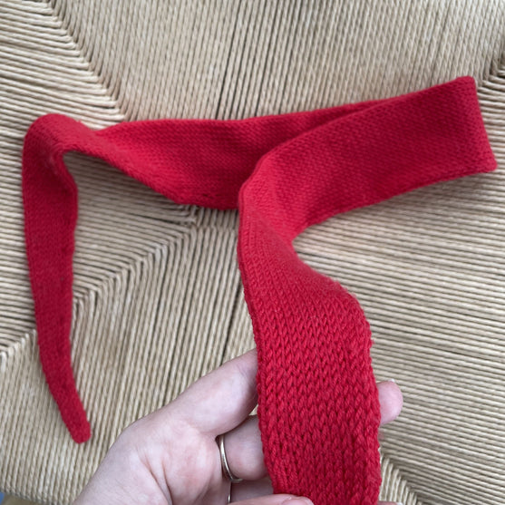 

Easy Double Knitted Scarf
3