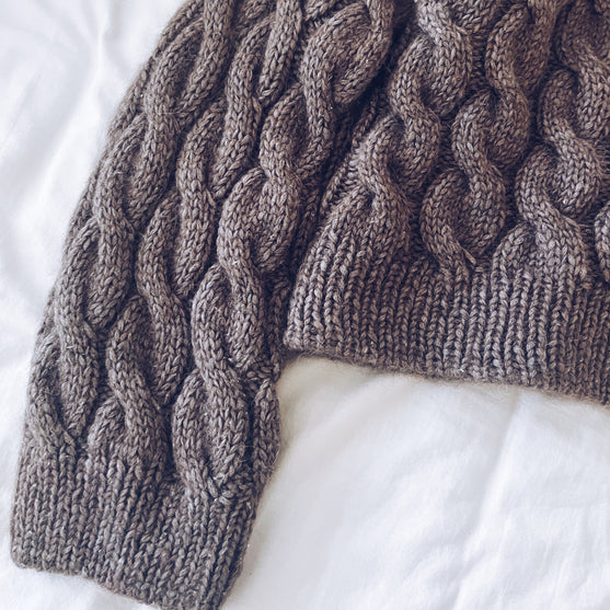 

Dune - Sweater
6