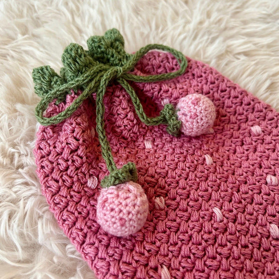 

Berry Cute - E-Reader Bag
5