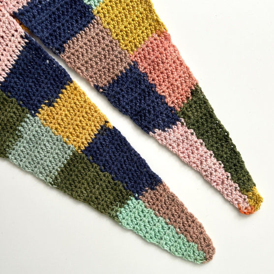 

Meadows - Scarf
3