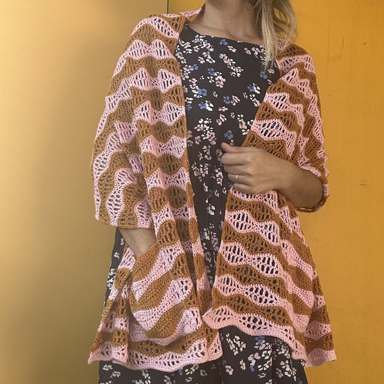 

Rosana - Pocket Shawl
1