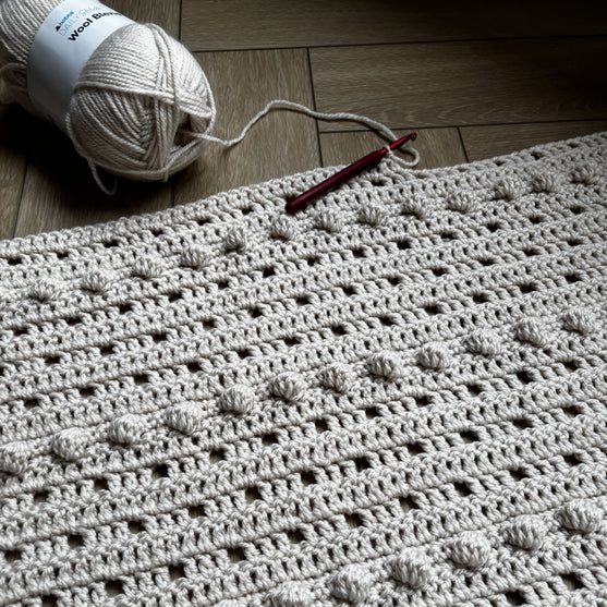 

New Hope - Bobble Blanket
6