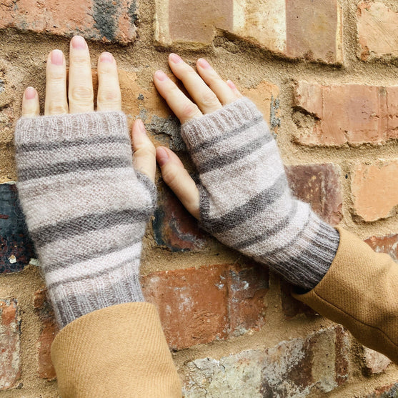

Autumn - Wrist Warmers
1