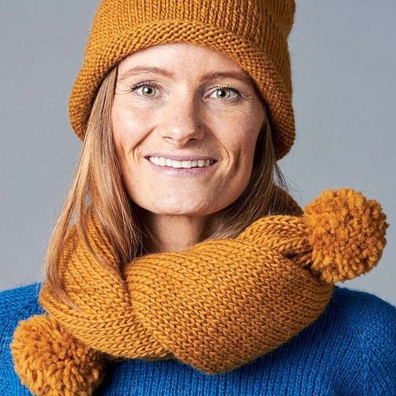 

Monsun – Beanie and Scarf
1
