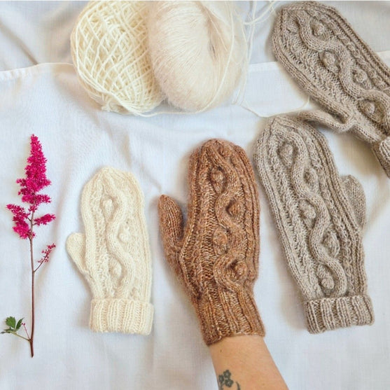 

Myrtle - Mittens
2
