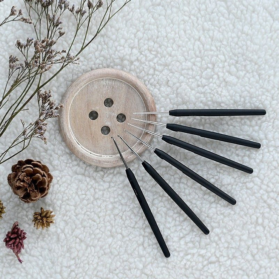 

Crochet acier avec manche ergonomique - KnitPro
2