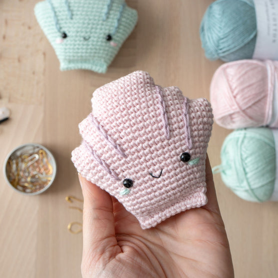 

Paola the Seashell
3