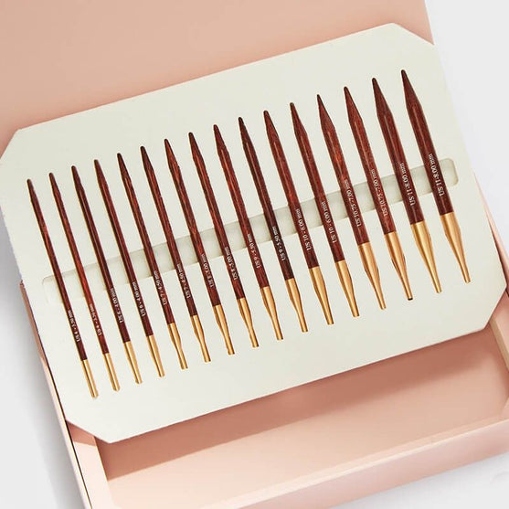 

Symfonie Rose - Ensemble d’aiguilles circulaires interchangeables - KnitPro
2