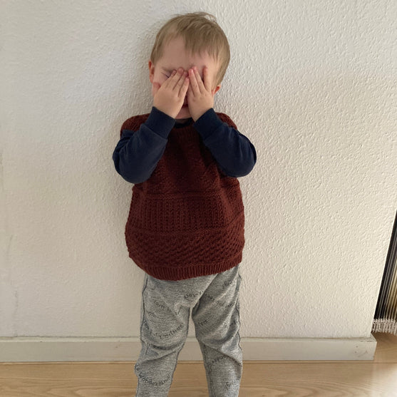 

Tiny Structure - Children’s Vest
3