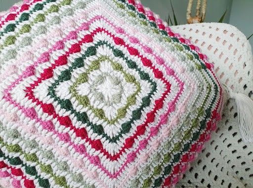 

KaleidoBobble - Cushion
2