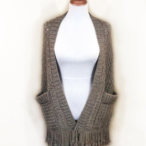 

Shanti - Pocket shawl
1