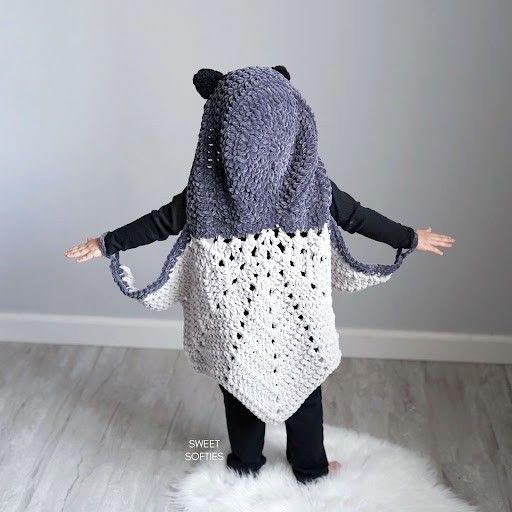 

Hooded Bat Cape
4